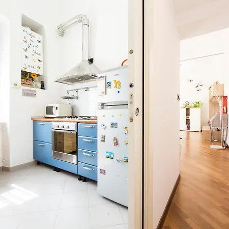 Bernardo House By Holiday 24 Appartamento Genova