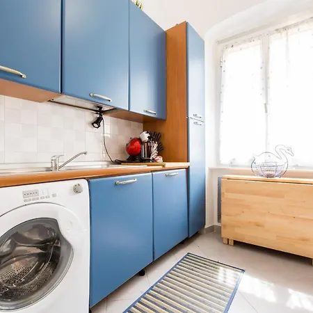Bernardo House By Holiday 24 Appartamento Genova